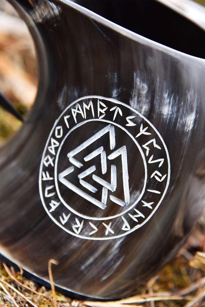 Horn cup, Valknut, 650-1000 ml