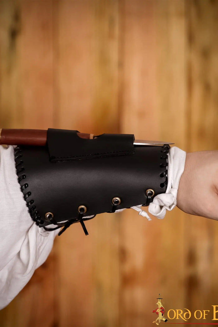 Leather bracer with knife holder, black