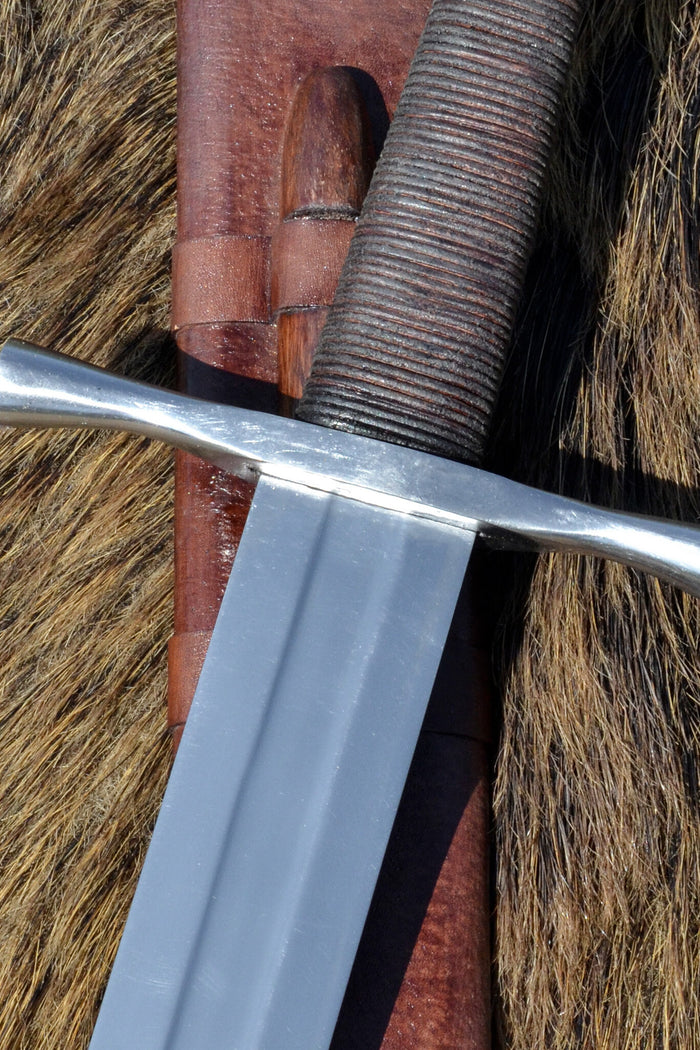 Engelsk enhåndssværd, 1200-tallet, sløvt (battle-readyt)