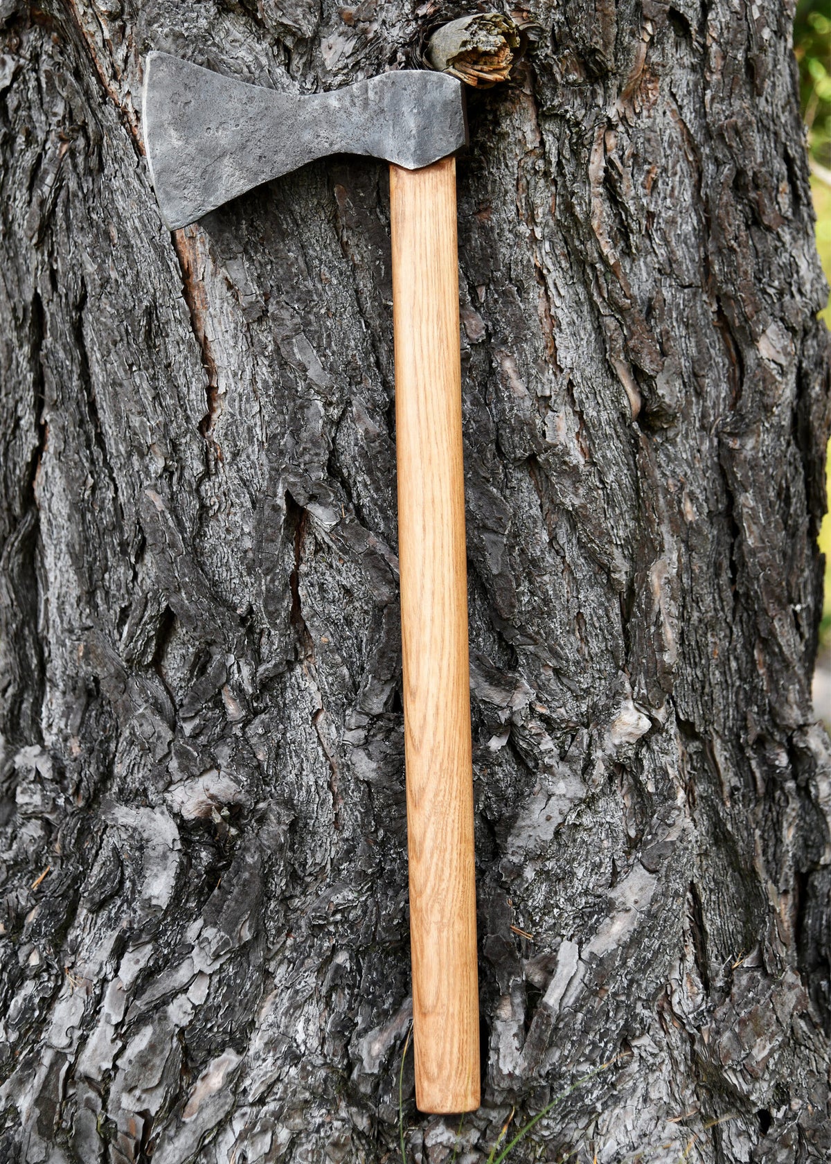 Vikingøks, håndssmidd stål, type A, halvskarp