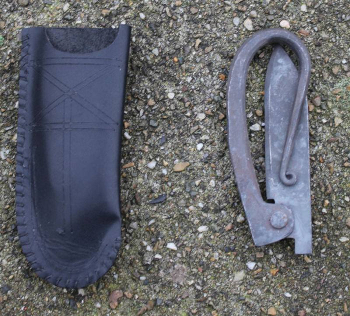 Coltello pieghevole, semi-affilato