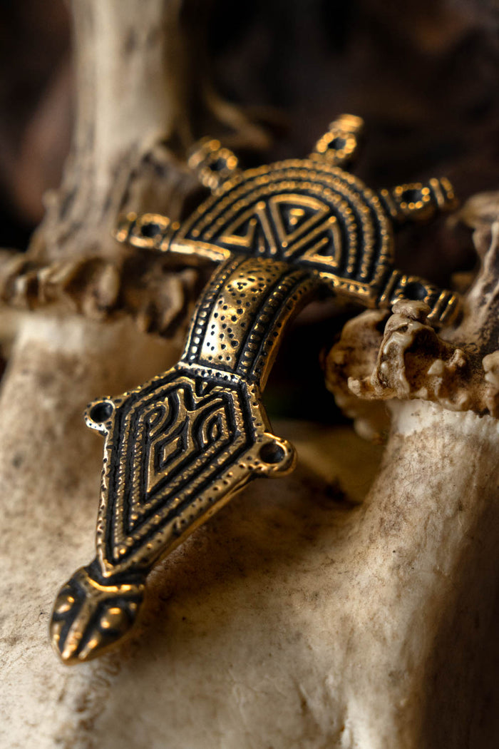 Germansk fibula typ Hahnheim, brons