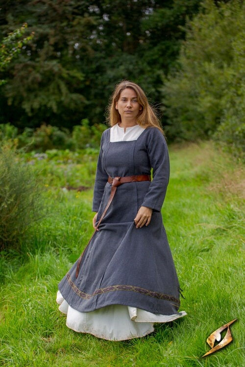 Medieval dress Estrid with herringbone pattern, dark grey