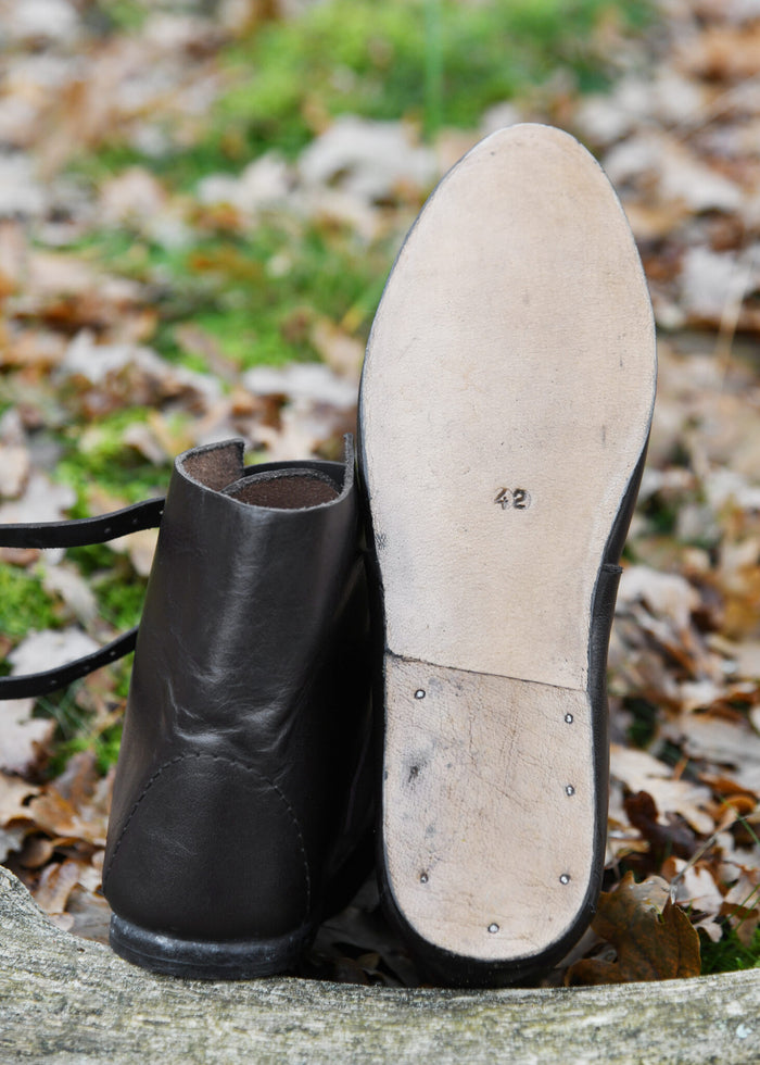 Middelalderlige ankelstøvler, 1250–1500