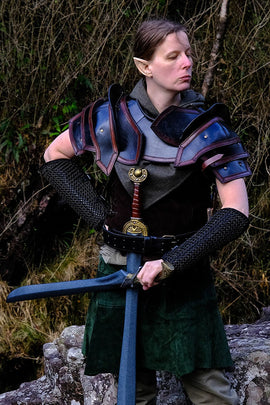 Kožené pauldrons & gorget, čierna-hnedá