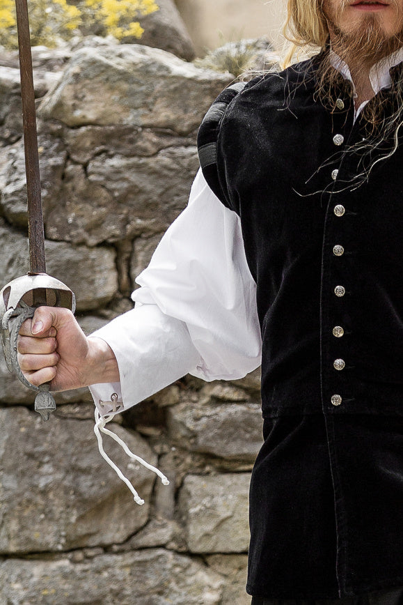 Fluwelen doublet met metalen knoopjes, zwart