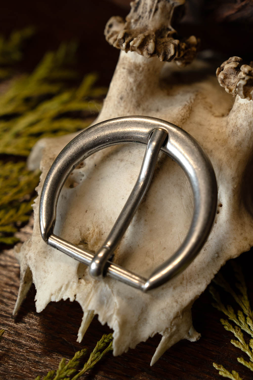 Medieval buckle brass 3a