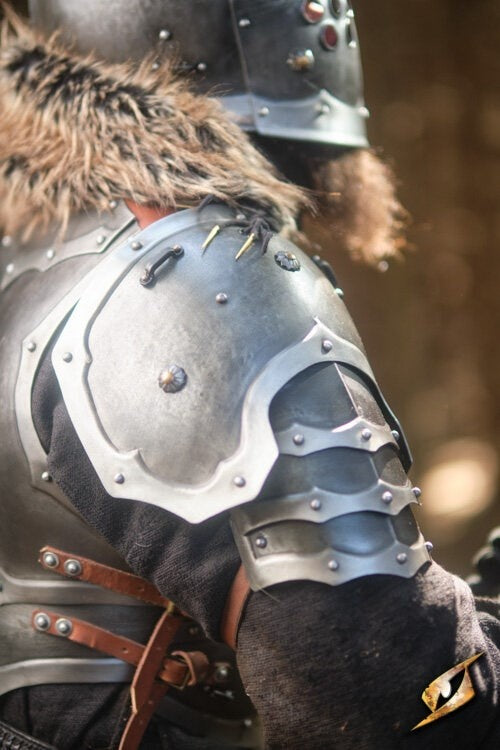 Marauder pauldrons, 1 mm