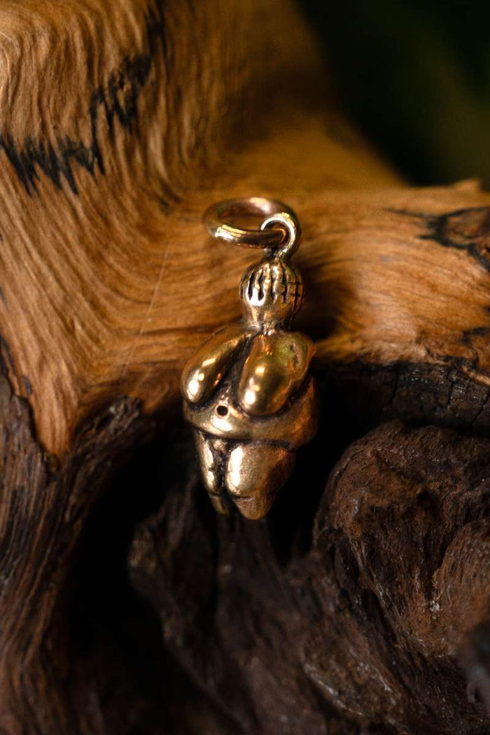 Hänge Venus från Willendorf, brons