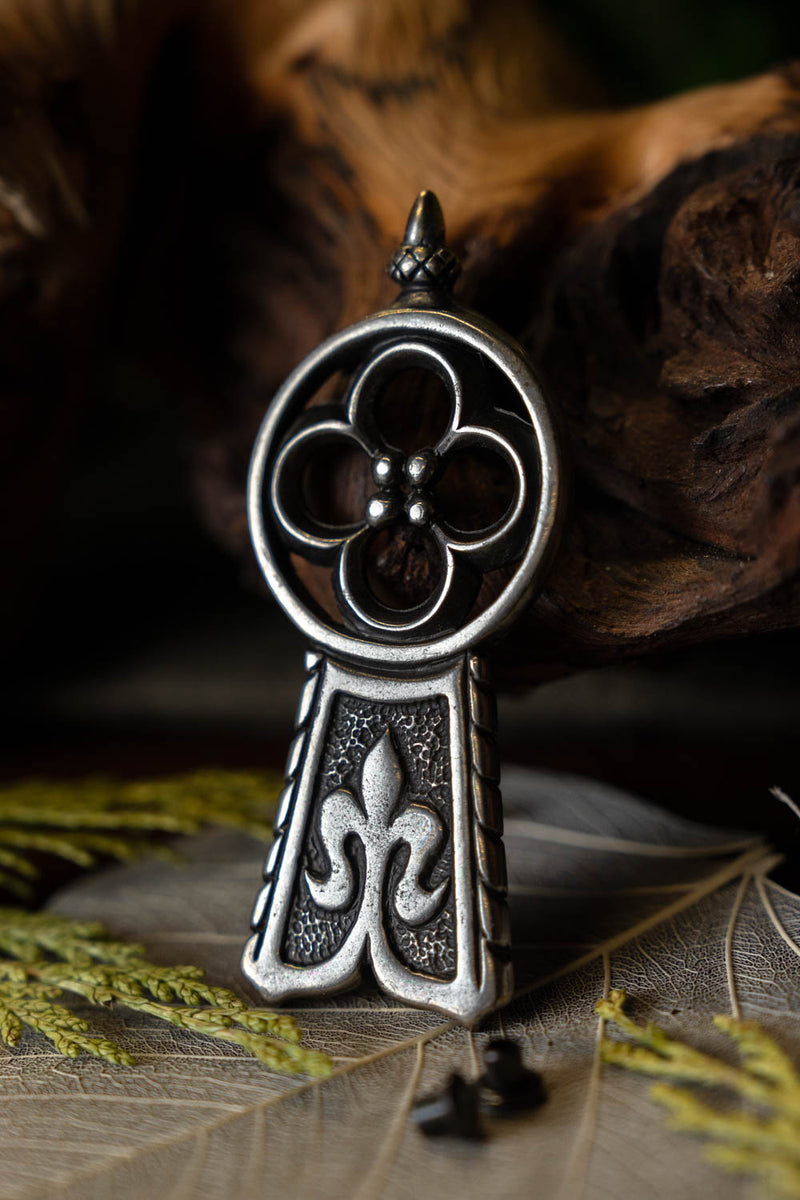 Medieval Quatrefoil belt end, silvered