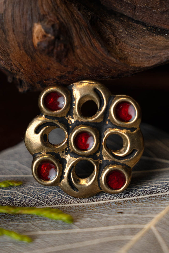 Merovingisk cloisonné-broche, bronze