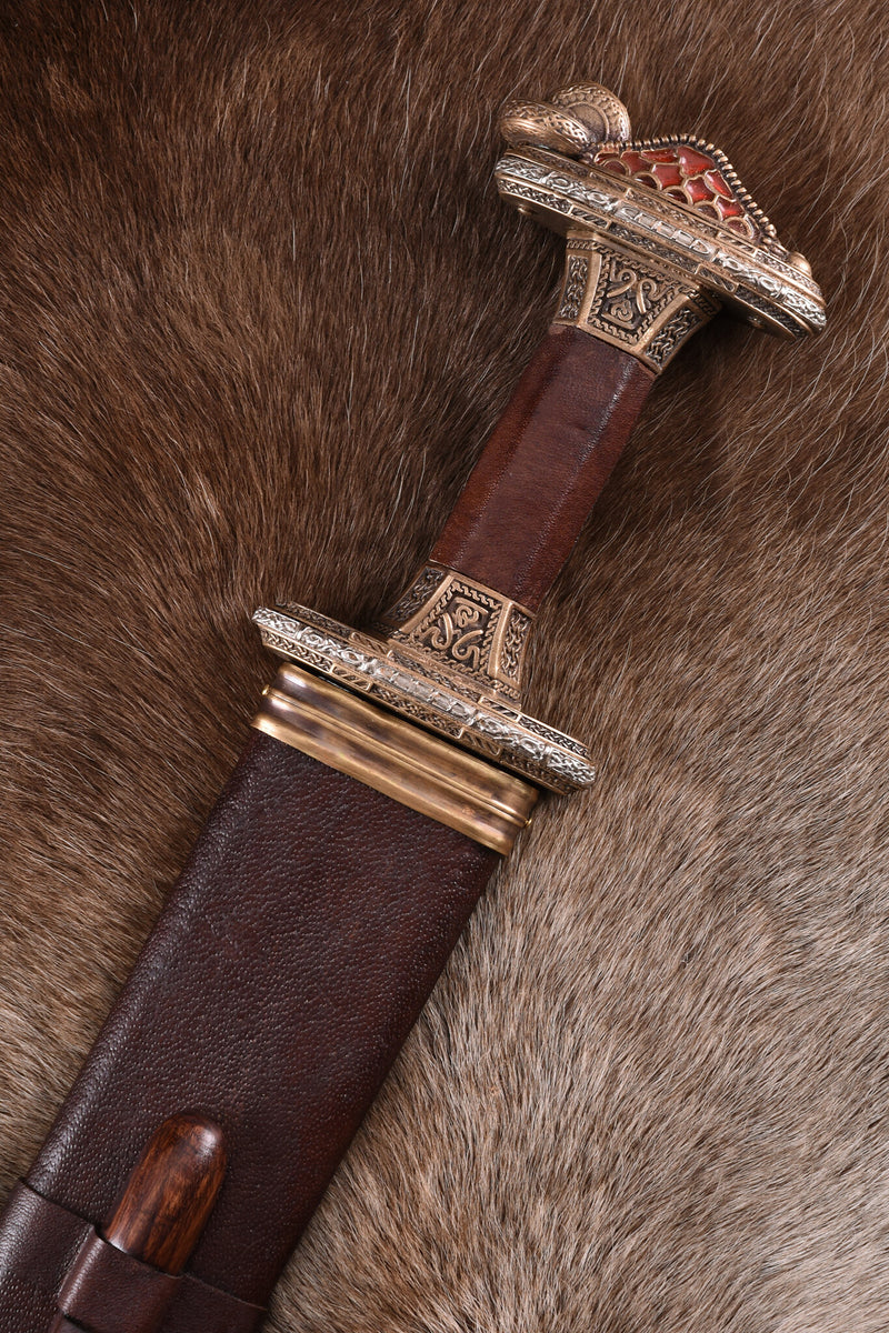 Miecz Vendel Uppsala, VII–VIII w., rękojeść mosiężna, półostry