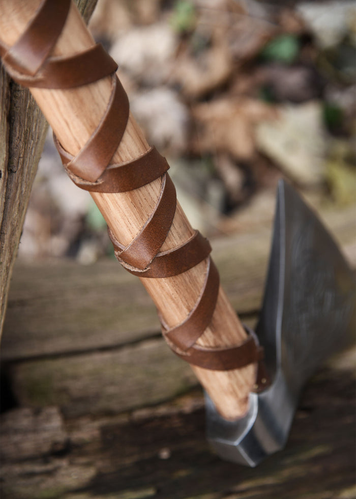 Viking bijl, type M, gegraveerd, semi-scherp