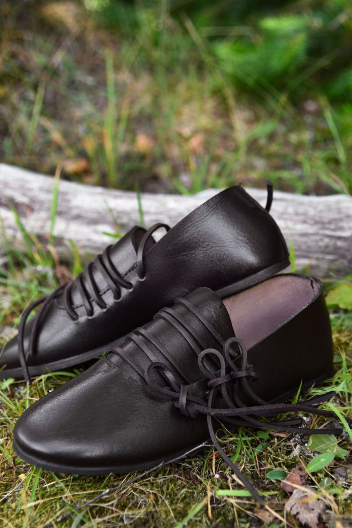 Lace-up shoes, medieval, brown