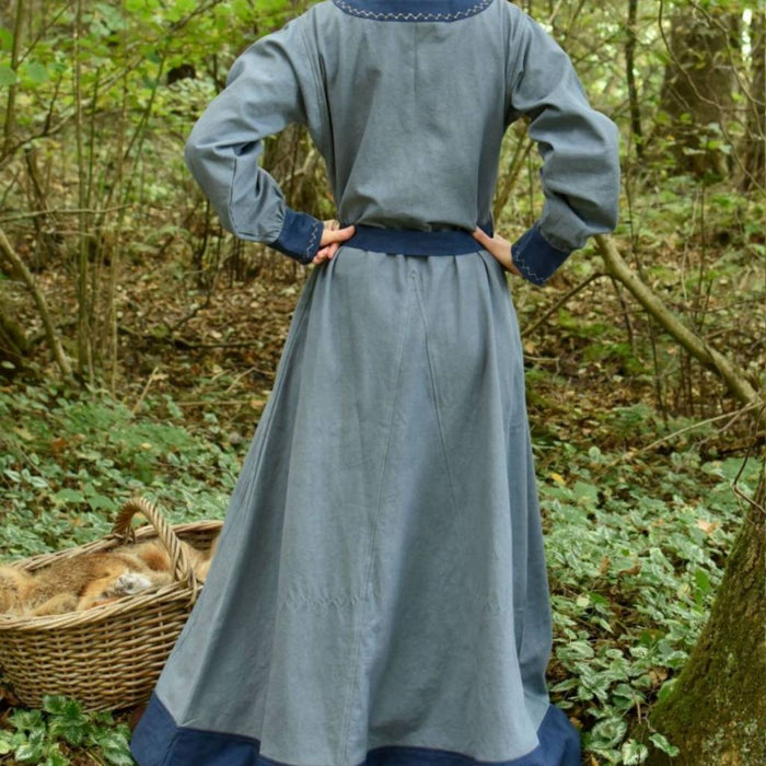 Vikingruđa Jona, plava