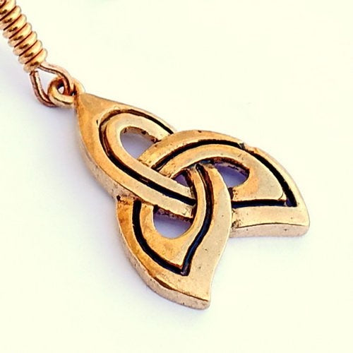 Pendientes celtas triskelion, bronce