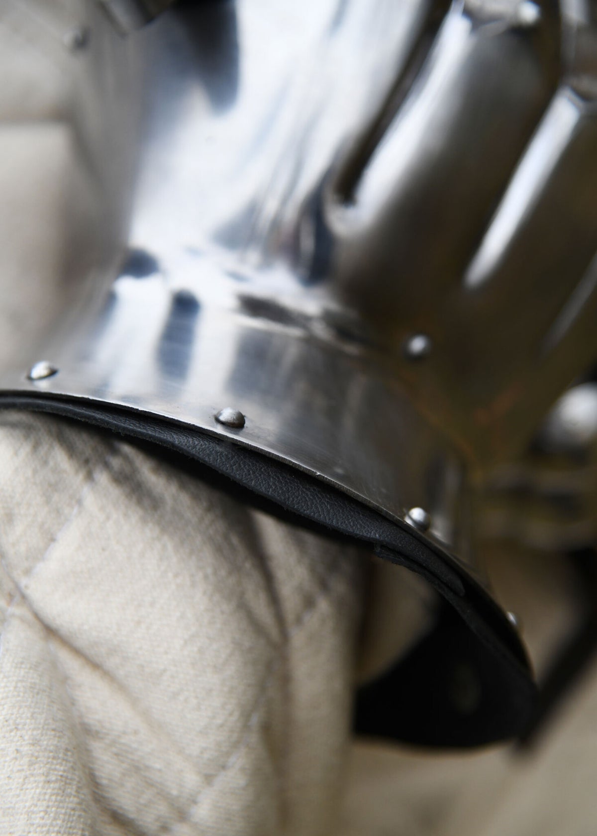 Guanti a clessidra Wighelm, 1350–1410, 1,6 mm