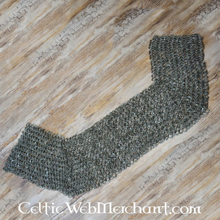 Chain mail shoulder piece, flat rings-wedge rivets 8mm