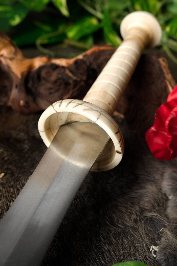 Gladiatordolk Pompeii, halvskarpt