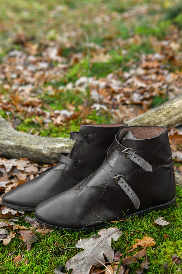 Mittelalterliche Stiefeletten, Zeitraum 1250 bis 1500