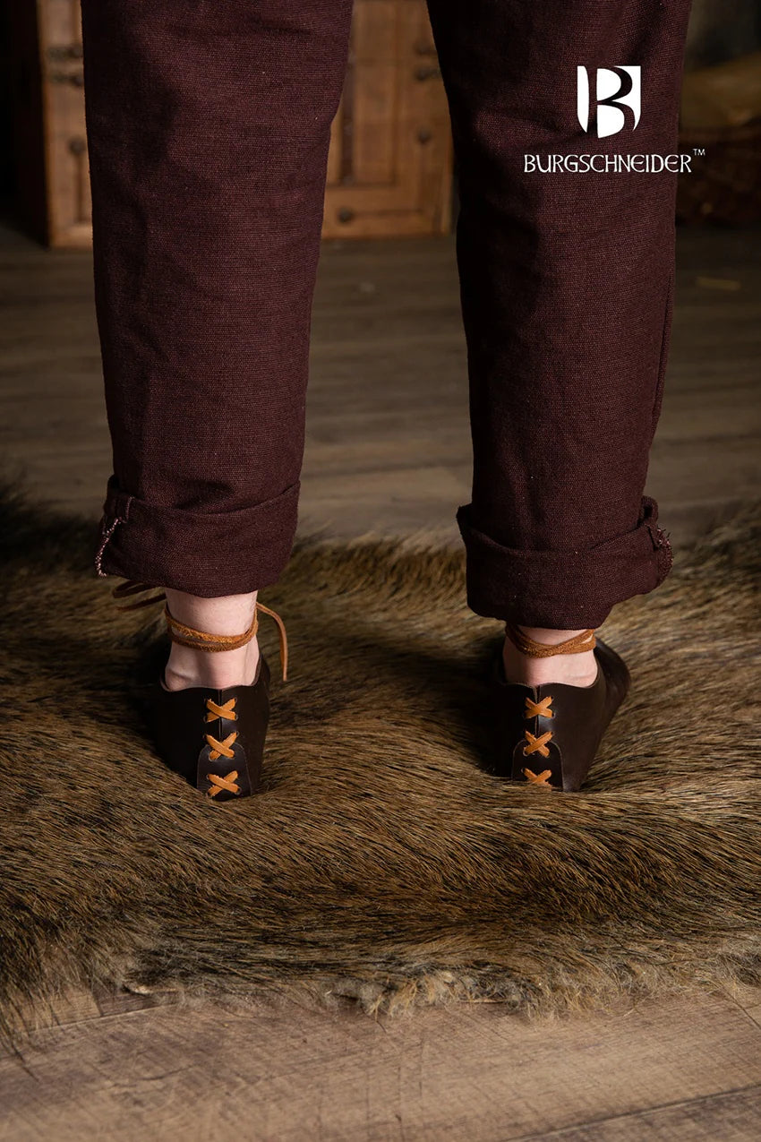 Sandały starożytność–średniowiecze