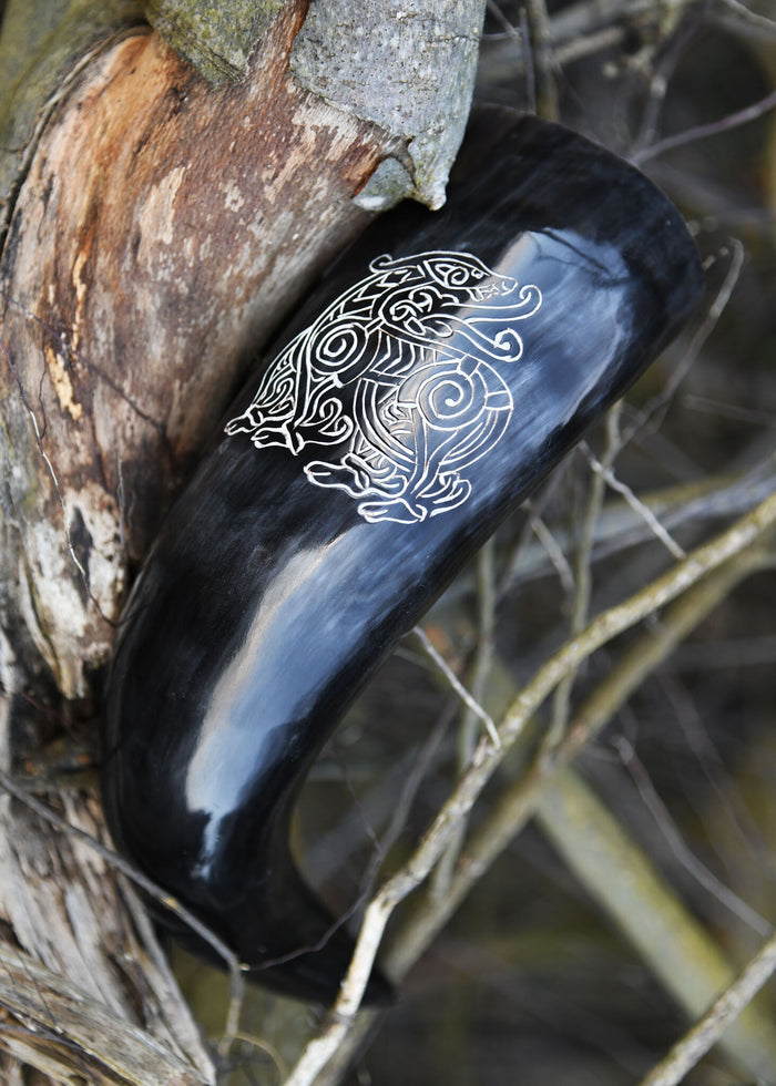 Róg do picia smok, 200–300 ml