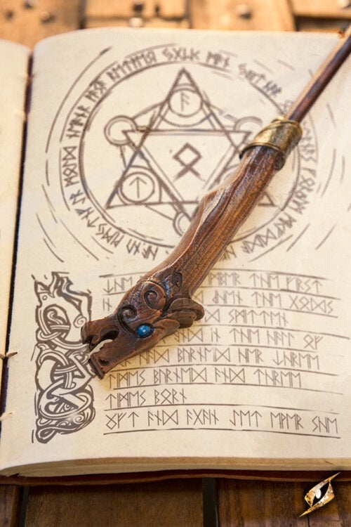 Toverstok Fafnir, bruin