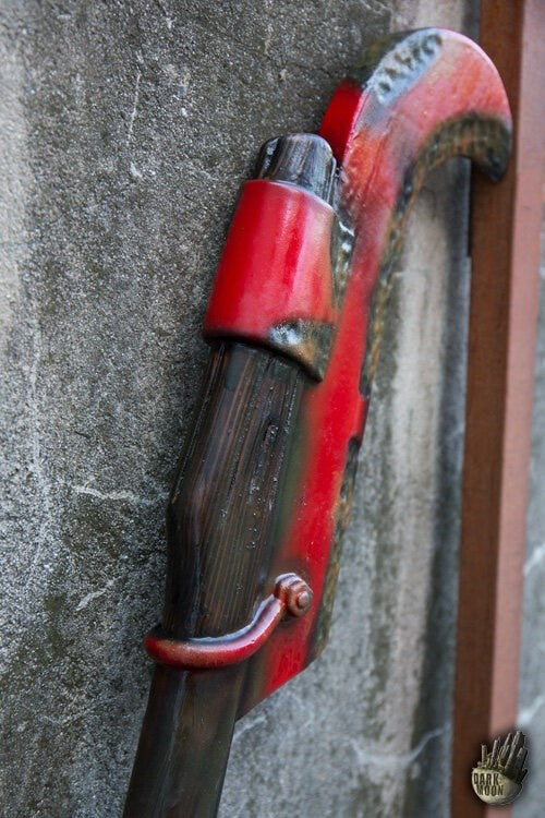 Zardzewiała kosa LARP, czerwona 