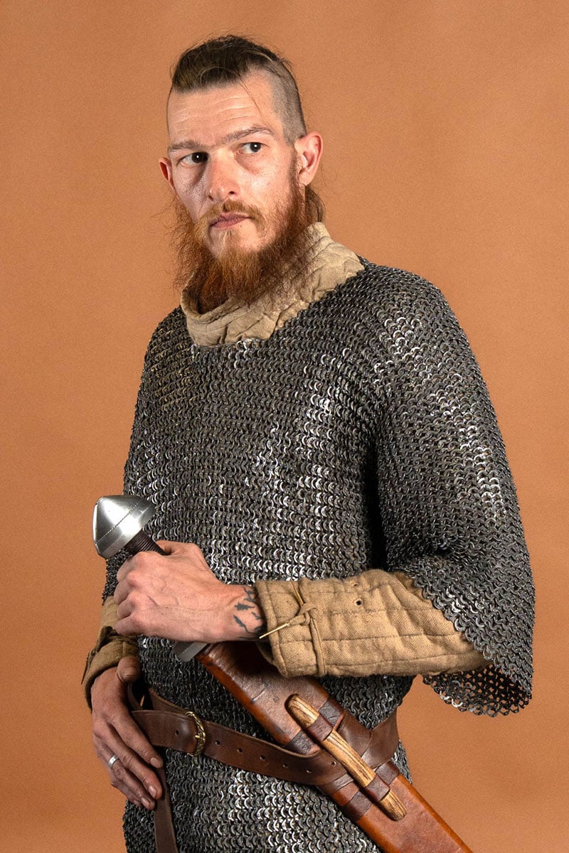 Haubergeon, blandet, flade ringe med runde klinknagler, 8 mm