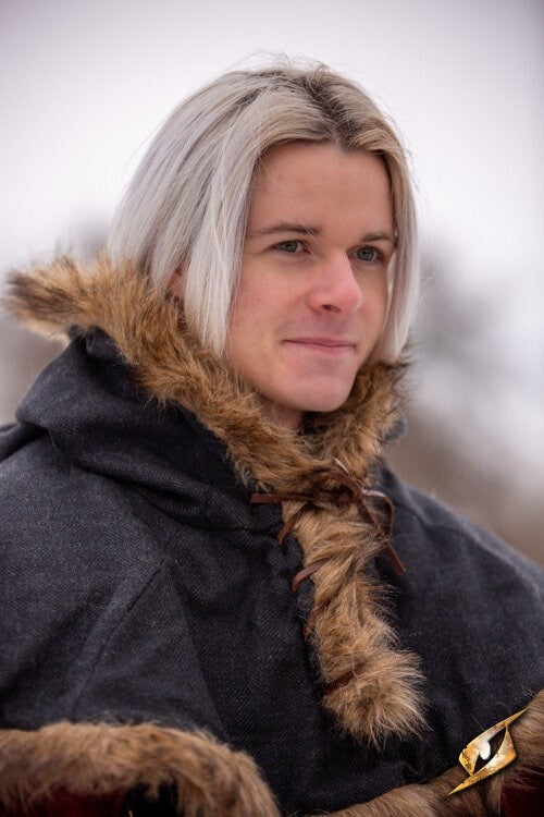 Chaperon Geralt, černá, vlněná směs