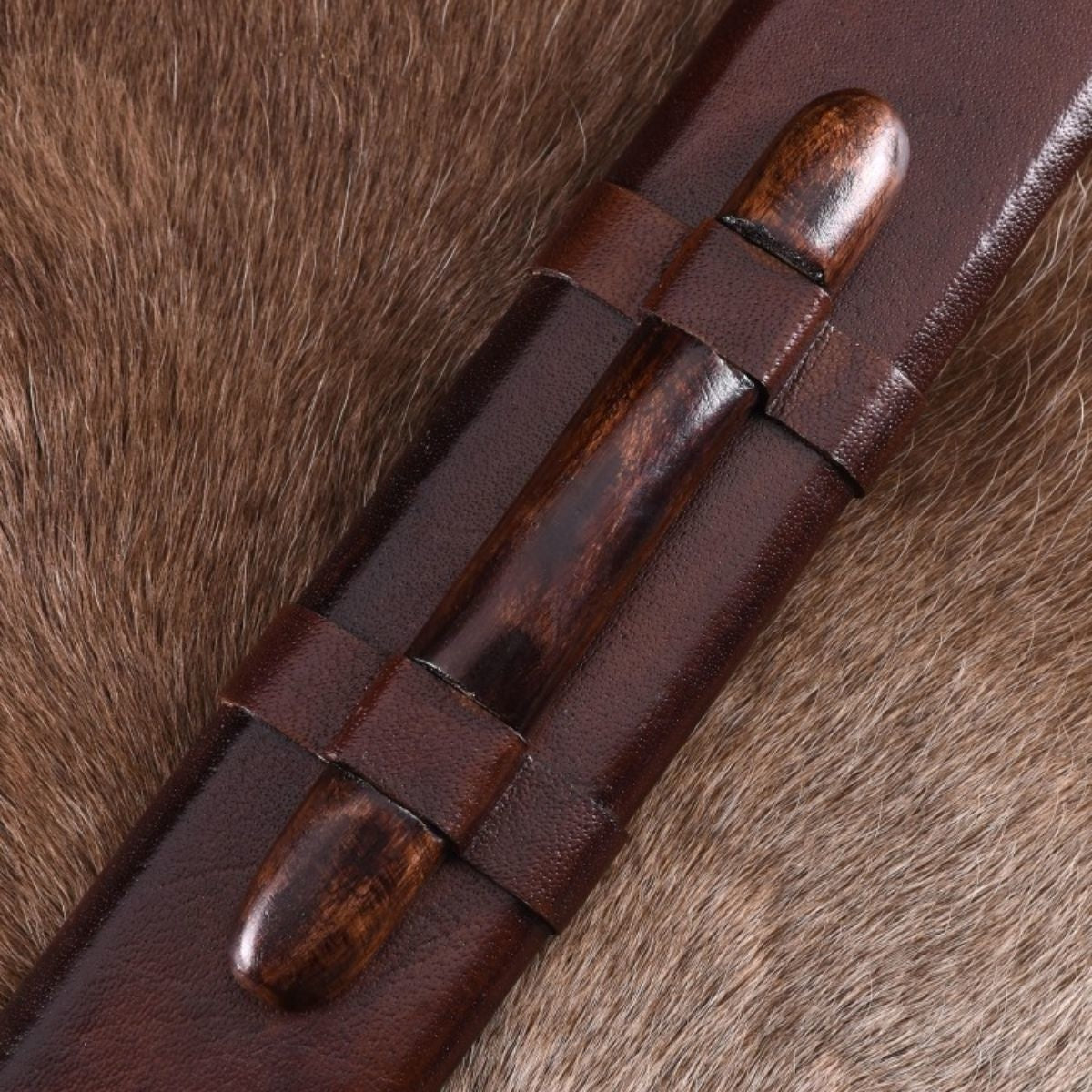 Vendelzwaard Uppsala 7e-8e eeuw, vertind gevest, semi-scherp