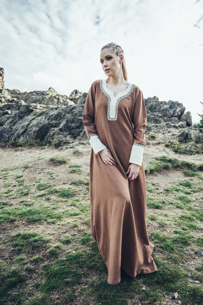 Viking dress Lagertha, sand
