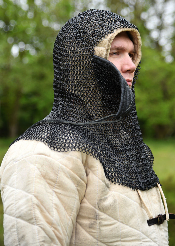 Maliën coif met driehoekige ventail, gebronsd, 8 mm