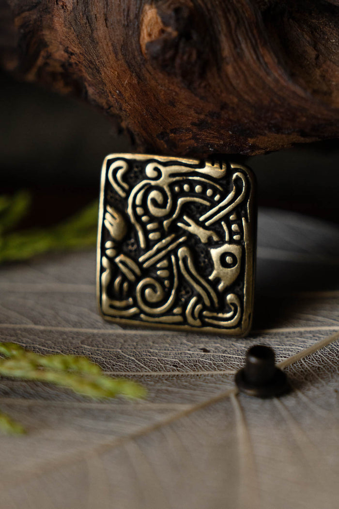 Rembeslag med bagudseende dyr