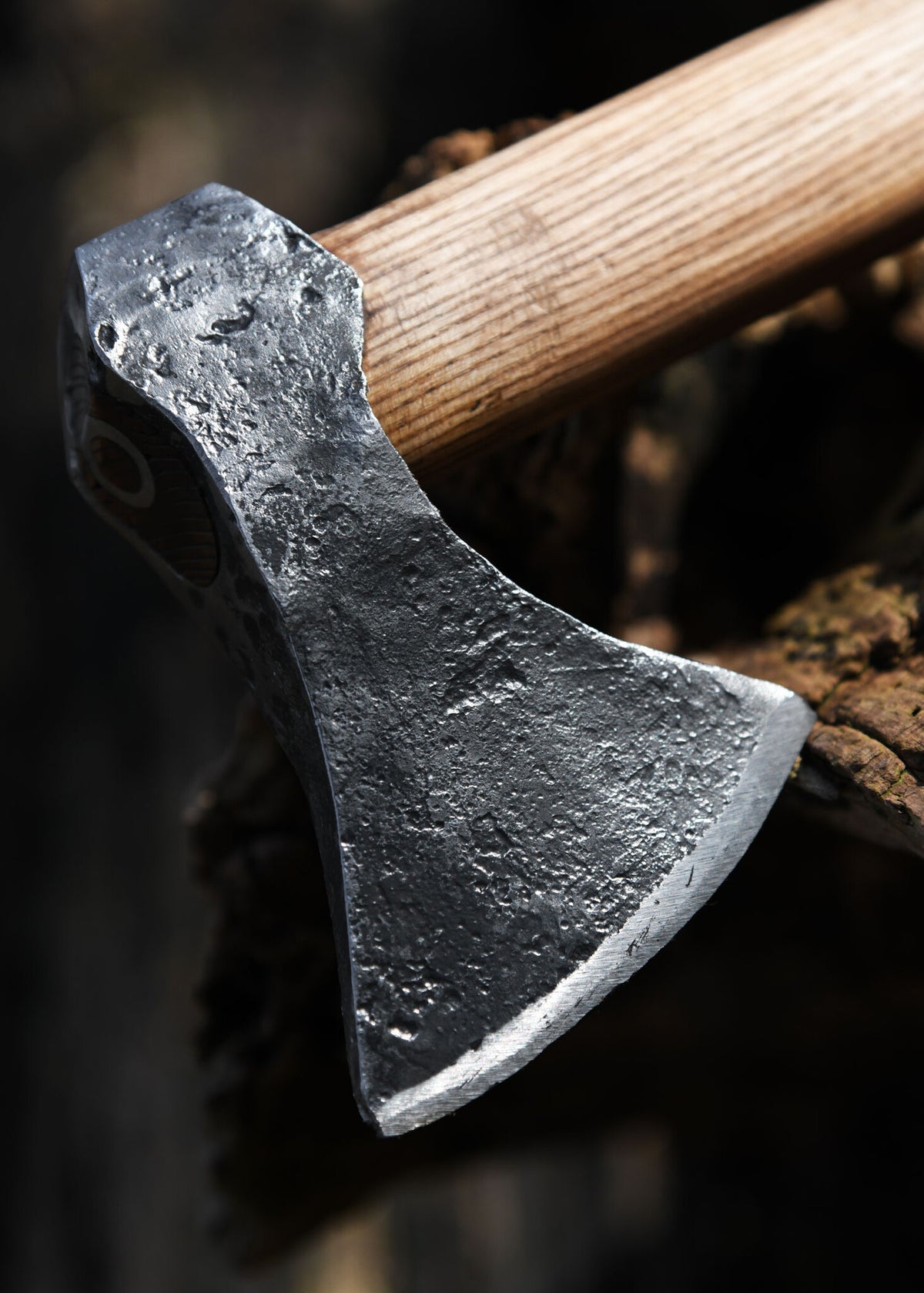 Vikingayxa, handsmitt stål, typ G, halvscharp