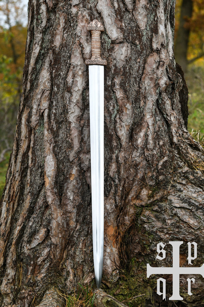 Espada Vendel de Gotland (Broa), siglo VIII, semi-afilada