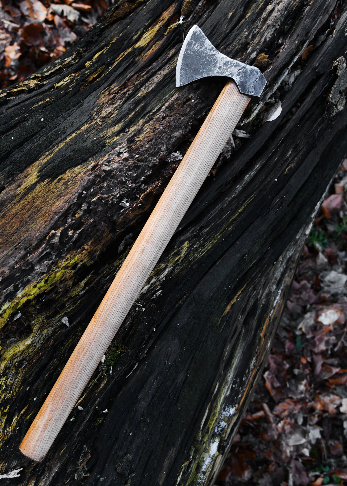 Vikingayxa, handsmitt stål, typ G, halvscharp