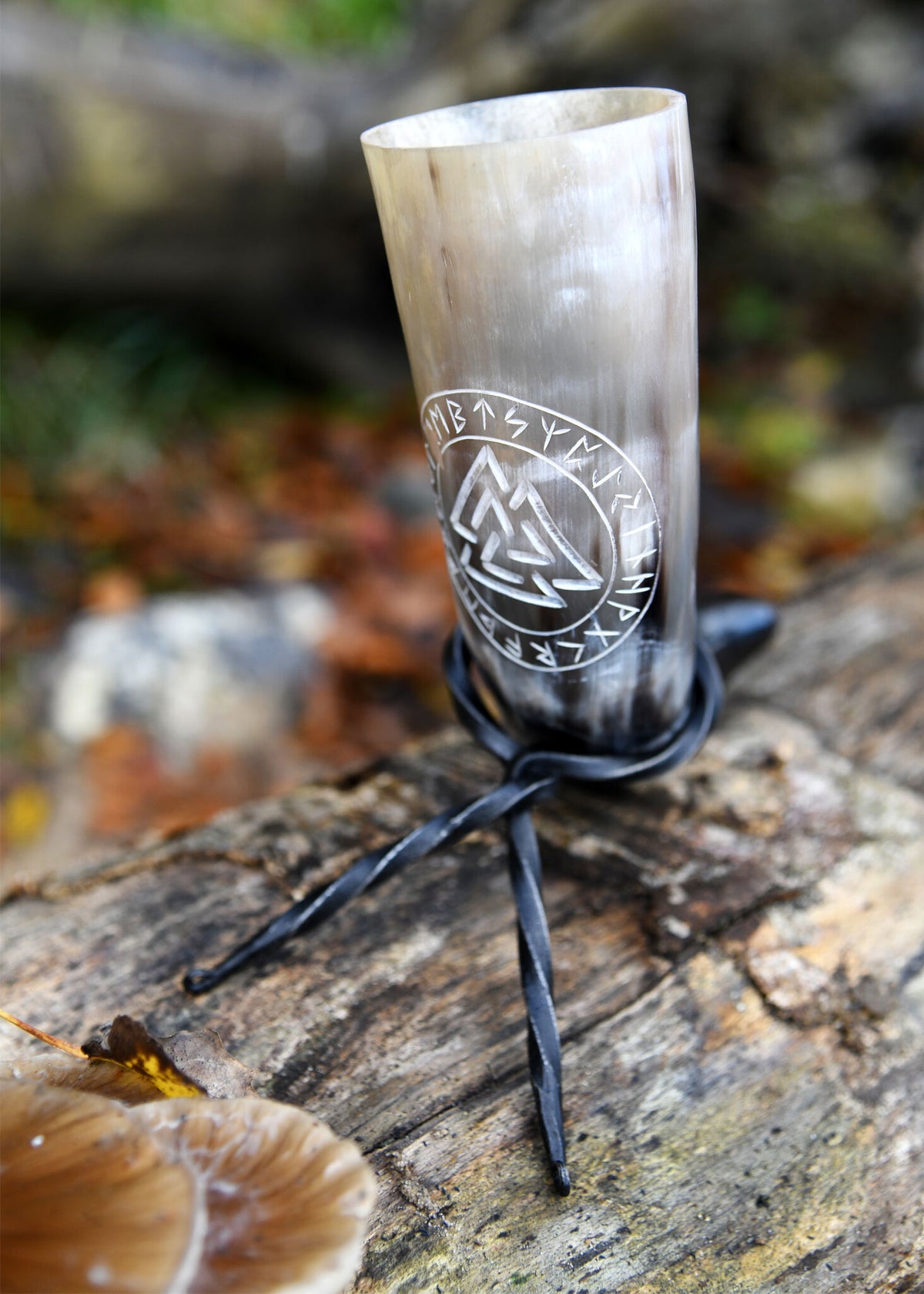 Chifre de beber Valknut, 200-300 ml