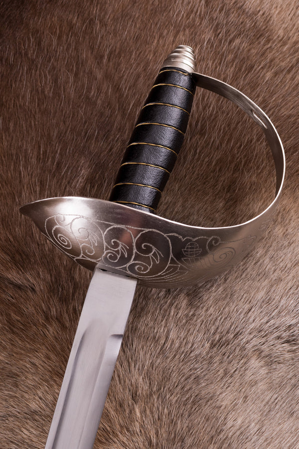 Sabre de cavalaria britânico 1912, semi-afiado