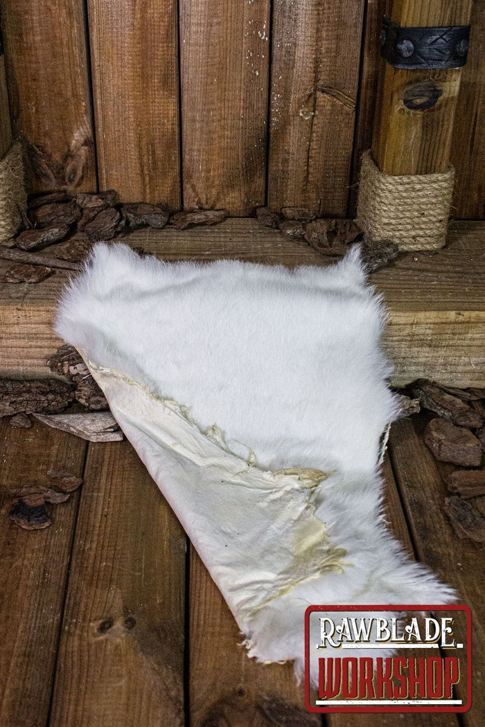 Rabbit fur - White