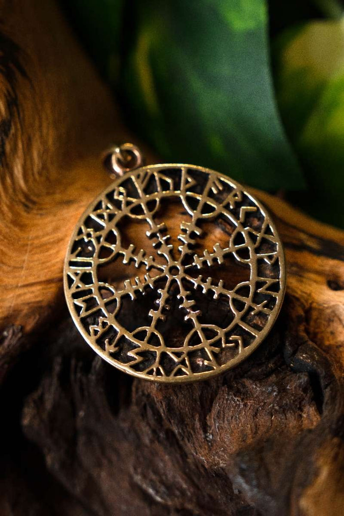 Pendentif viking Ægishjálmur, en bronze