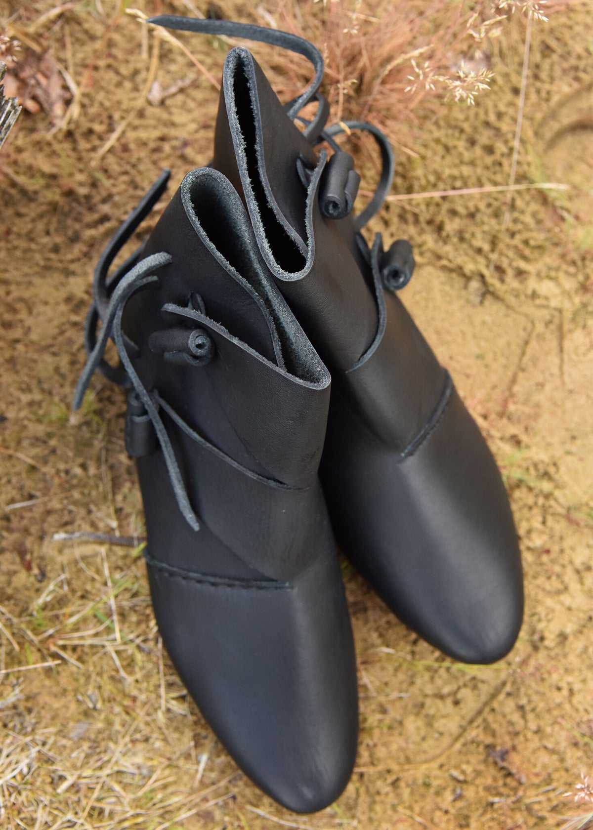 Wikińskie buty Jorvik z gwoździami, czarne