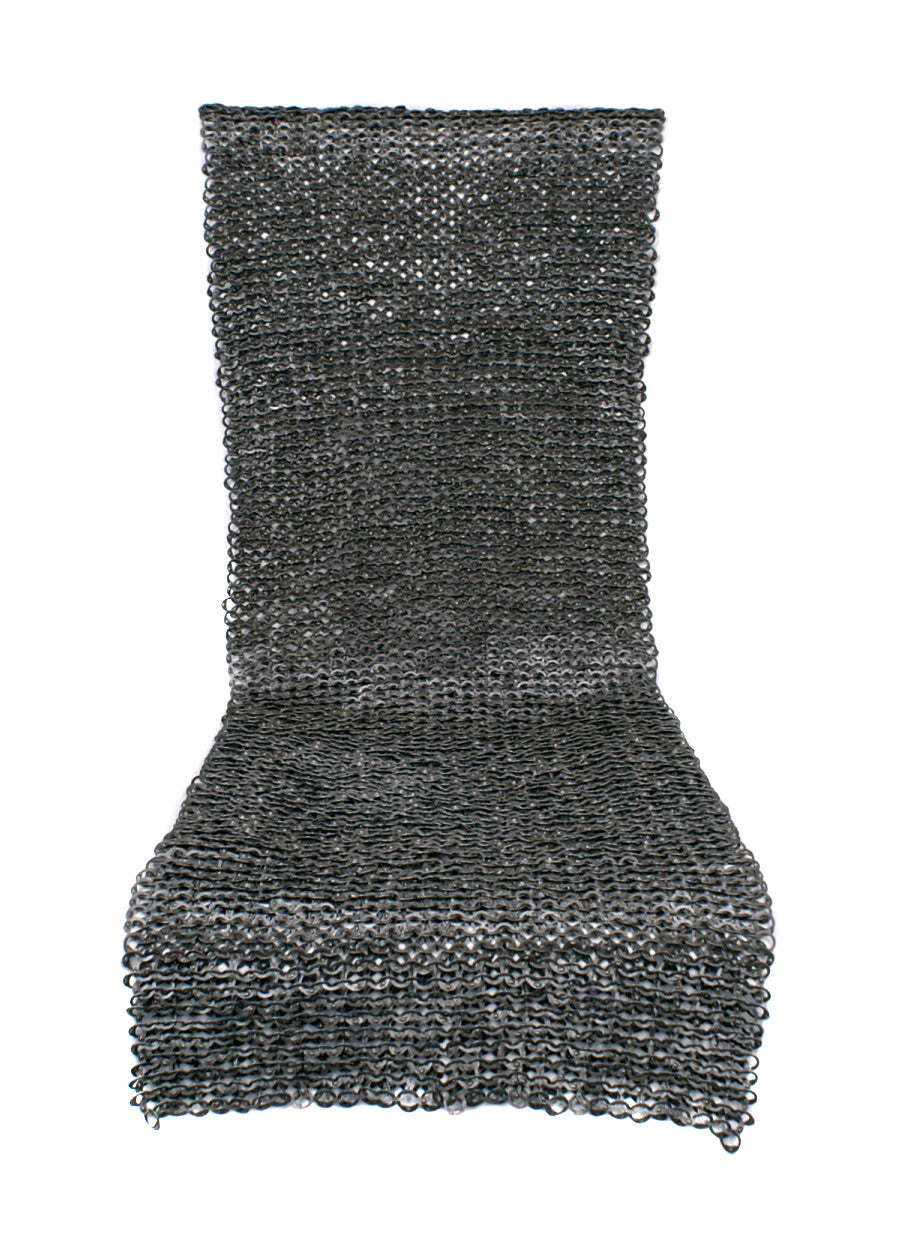 Ringbrynjekjol med kil, platta ringar med runda nitar, 8 mm