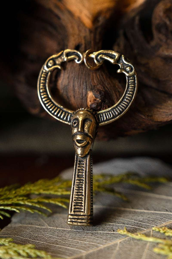 Viking Odin-amulet Zemlyanoe Ladoga, brons