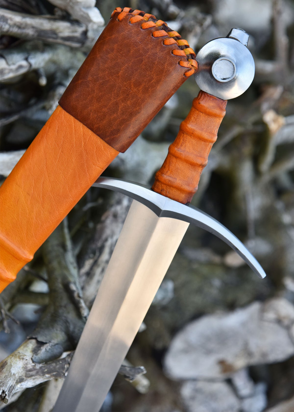 Espada medieval Comte de Nieuwerkerke, siglo XIV, semi-afilada