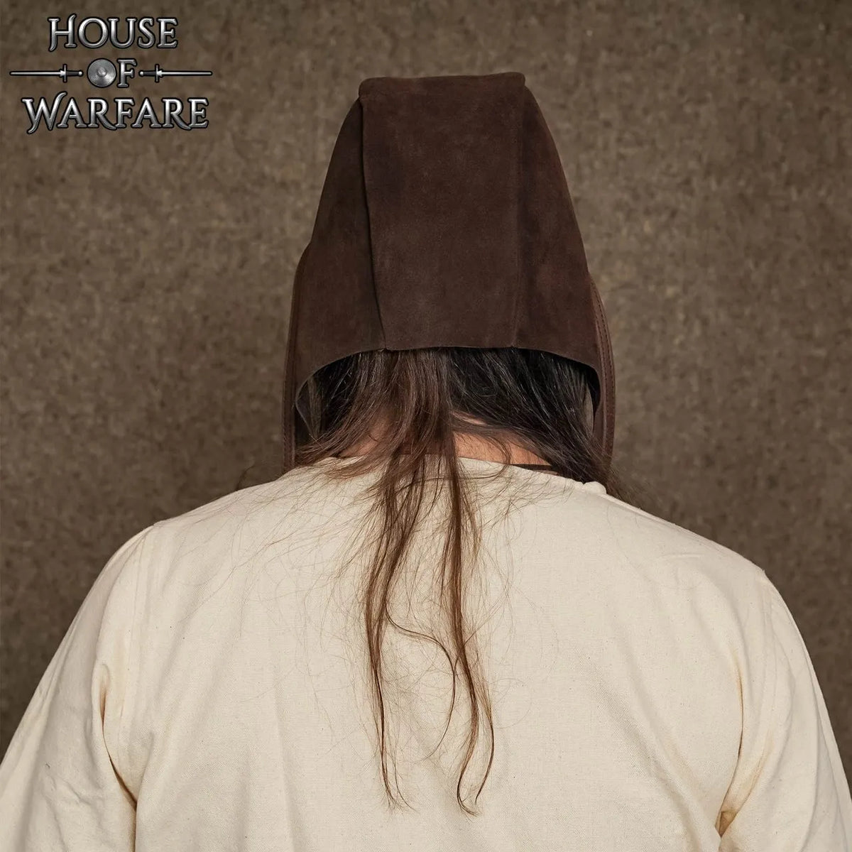 Middeleeuwse coif, leer, bruin