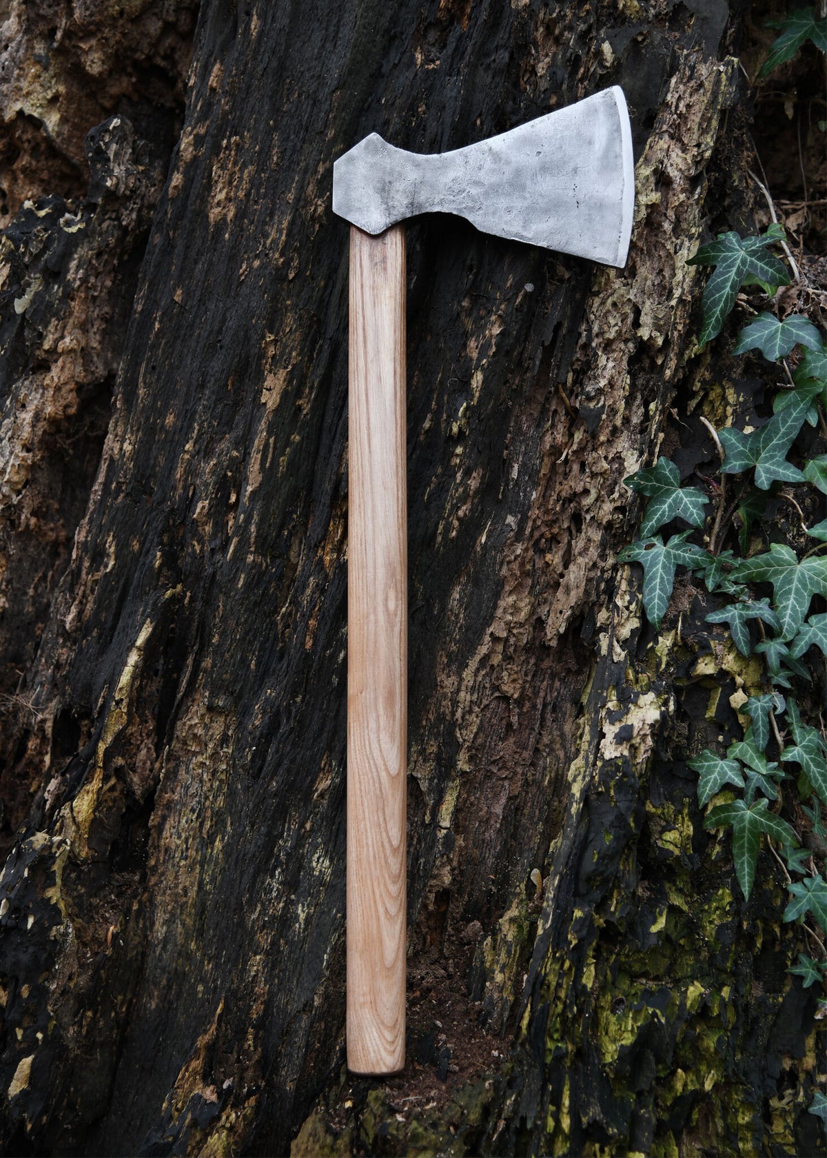 Wikiński topór, stal kuta ręcznie, typ F, półostry