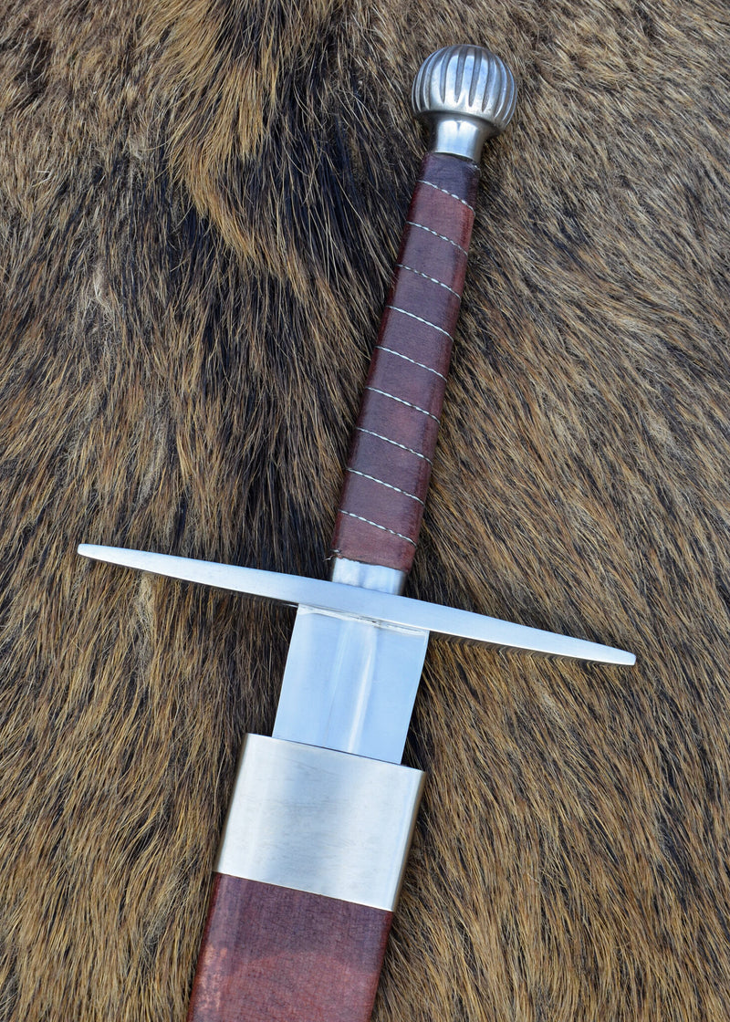 Épée à une main et demie Oakeshott type XIIIa, semi-tranchant