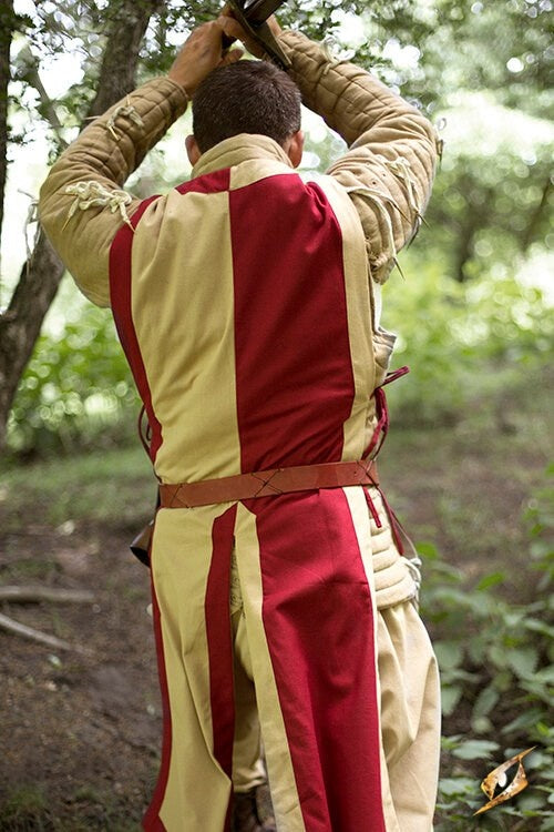 Wapenrok Geoffrey, beżowo-czerwony