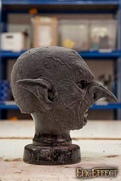 Maska złowrogiego goblina, niebarwiona